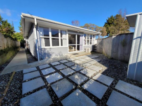 Deluxe 1 BEDROOM with Ensuite Central UH, Upper Hutt